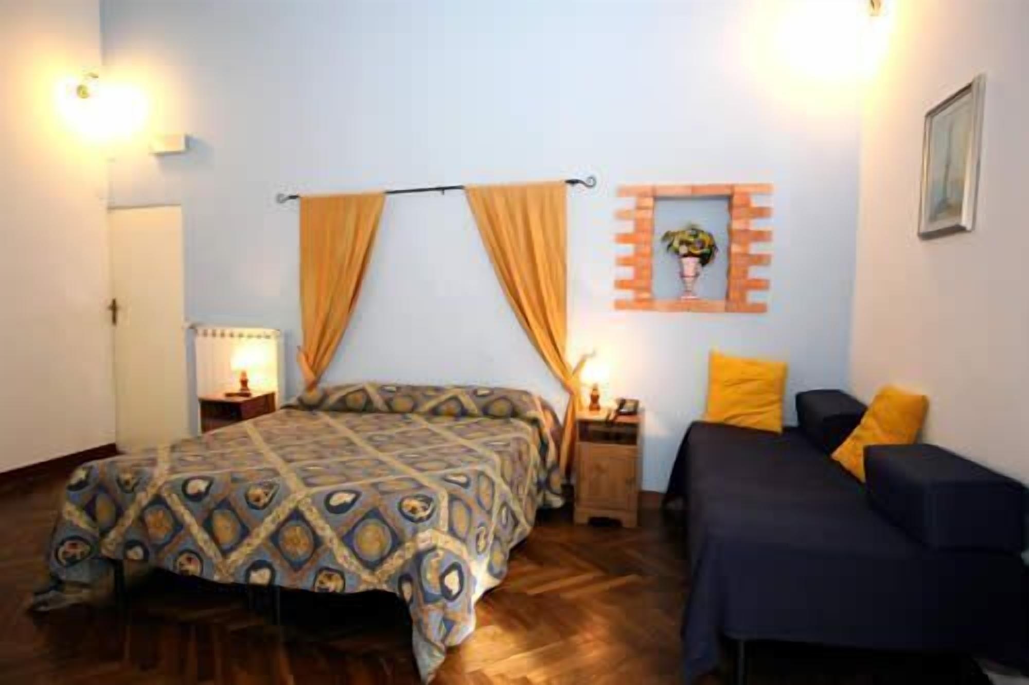 Hotel Family Balbi 2*